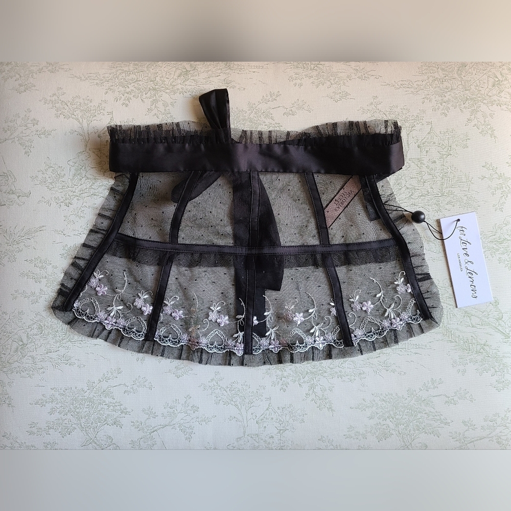 VS Size XS Garter Skirt